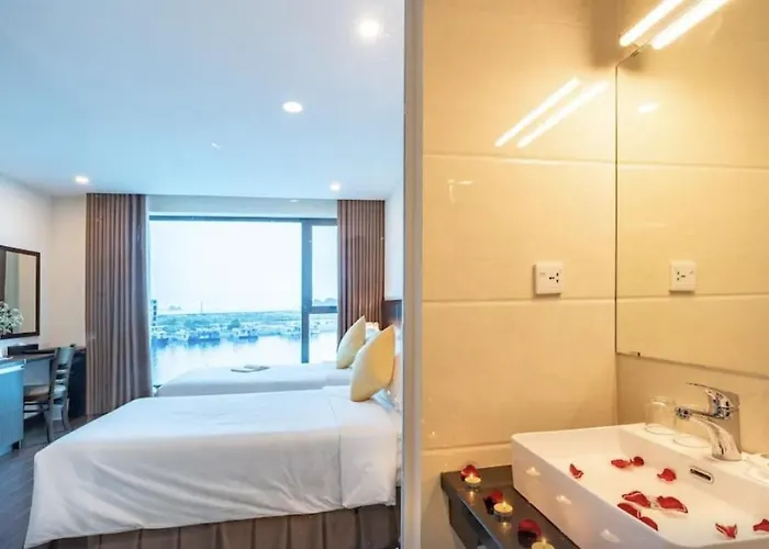 Khách sạn Pearl Tuan Chau - Hạ Long